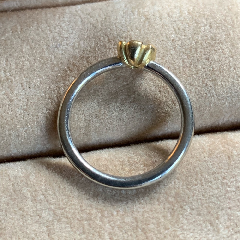 ππ¦PLATINUM, 18kt & DIAMOND SOLITAIRE RING. - Picture 7 of 8